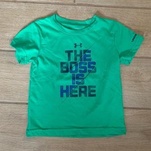 UNDER ARMOUR GRAPHIC TEE